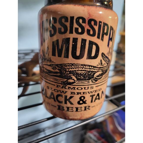 Vintage Beer Bottle "Mississippi Mud" Black and Tan ~ 16oz~ EMPTY~ w/Cap - Picture 2 of 4